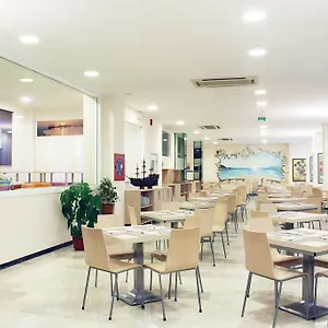 Major 3*, Cattolica İtalya