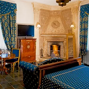 4* Szálloda Castello Della Castelluccia